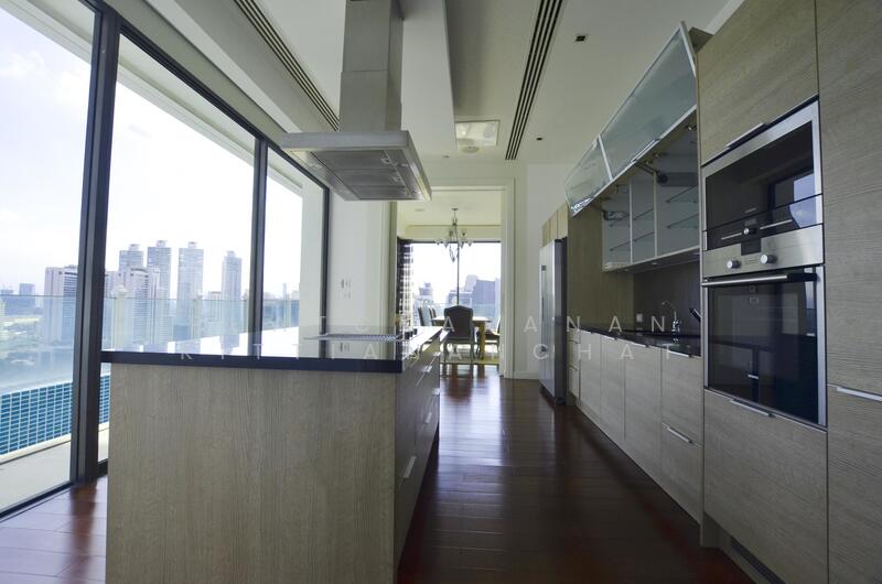 Le Raffine Sukhumvit 39, Bangkok, Soi Sukhumvit 39, Khlong Tan Nua, Watthana, Bangkok, 3 Bedrooms, 404 sqm, Condo For Rent, by Phatcharanan Kittiananchat, 500042294 - DDproperty.com