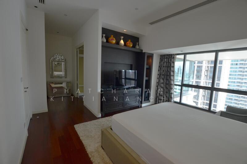 Le Raffine Sukhumvit 39, Bangkok, Soi Sukhumvit 39, Khlong Tan Nua, Watthana, Bangkok, 3 Bedrooms, 404 sqm, Condo For Rent, by Phatcharanan Kittiananchat, 500042294 - DDproperty.com