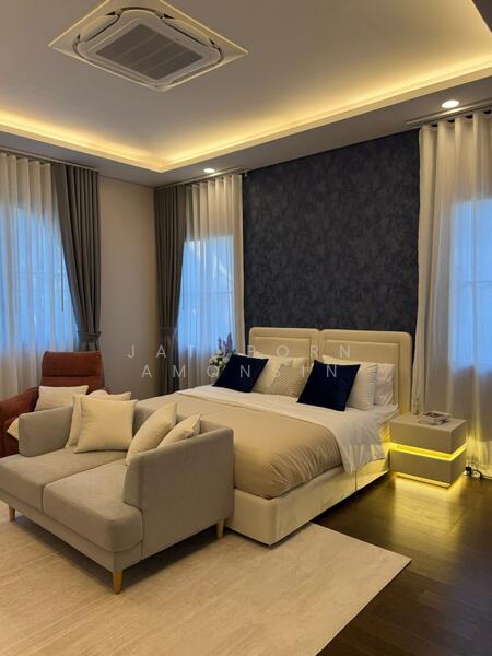 Narasiri Phahol-Watcharapol, Bangkok, Tha Rang, Bang Khen, Bangkok, 4 Bedrooms, 378 sqm, Single Detached House For Rent, by Jatuporn Amonsin, 500042358 - DDproperty.com