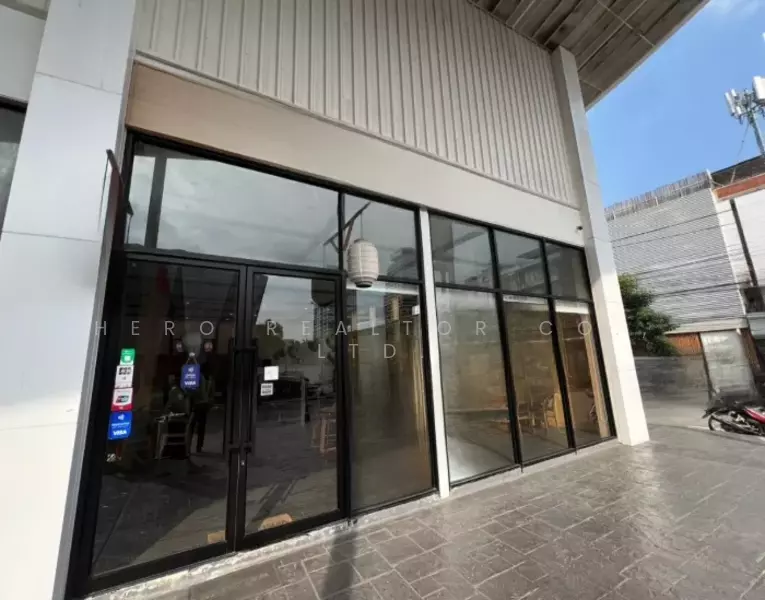 ให้เช่า - ให้เช่าพื้นที่ร้านค้า กรุงเทพ สุขุมวิท วัฒนา BTS เอกมัย BRE26204, กรุงเทพ