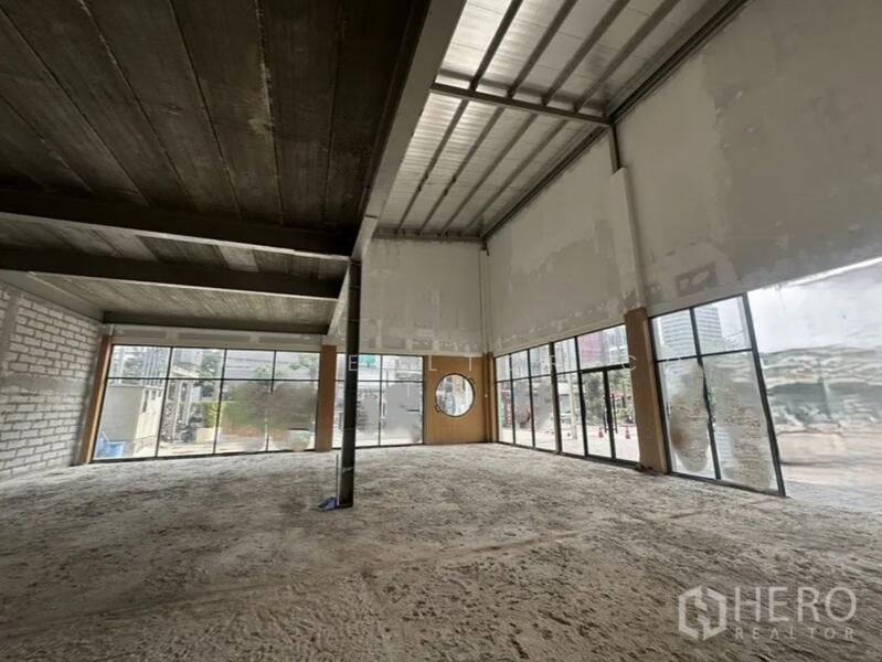 ให้เช่า - ให้เช่าพื้นที่ร้านค้า กรุงเทพ สุขุมวิท วัฒนา BTS เอกมัย BRE26204, กรุงเทพ