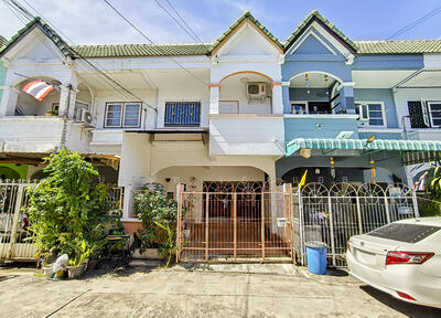 ขาย - ทาวน์เฮ้าส์ หมู่บ้าน บัวทองธานี 15/1 บางบัวทอง, นนทบุรี