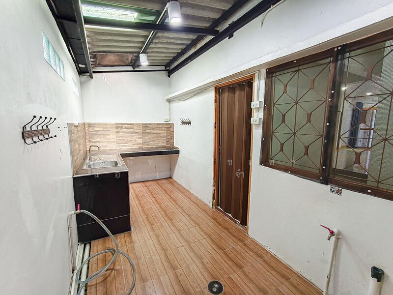 ทาวน์เฮ้าส์ หมู่บ้าน บัวทองธานี 15/1 บางบัวทอง, Nonthaburi, Bang Bua Thong, Bang Bua Thong, Nonthaburi, 3 Bedrooms, 120 sqm, Townhouse For Sale, by บริษัท เอชแอล แอสเซท จำกัด, 500042763 - DDproperty.com