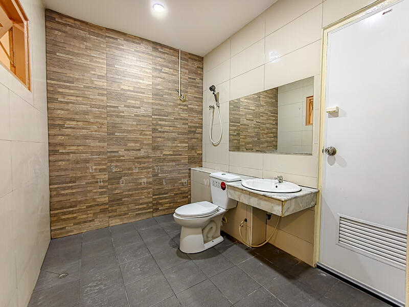 ทาวน์เฮ้าส์ หมู่บ้าน บัวทองธานี 15/1 บางบัวทอง, Nonthaburi, Bang Bua Thong, Bang Bua Thong, Nonthaburi, 3 Bedrooms, 120 sqm, Townhouse For Sale, by บริษัท เอชแอล แอสเซท จำกัด, 500042763 - DDproperty.com