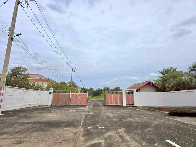 ขาย - ขายสำนักงานอยุธยา 2 ชั้น เนื้อที่ 8-0-20 ไร่ อำเภอวังน้อย ถนนพหลโยธิน, พระนครศรีอยุธยา