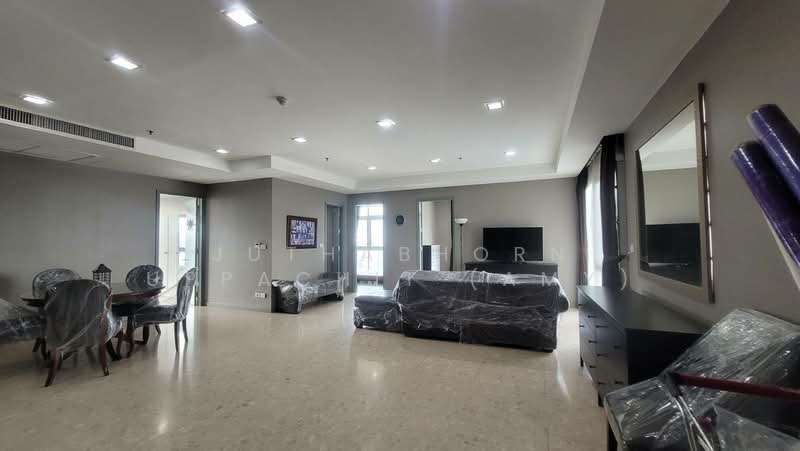 Nusasiri Grand, Bangkok, Soi Sukhumvit 42, Phra Kanong, Khlong Toei, Bangkok, 3 Bedrooms, 200 sqm, Condo For Rent, by Juthabhorn Uppachit (Amy), 500043287 - DDproperty.com