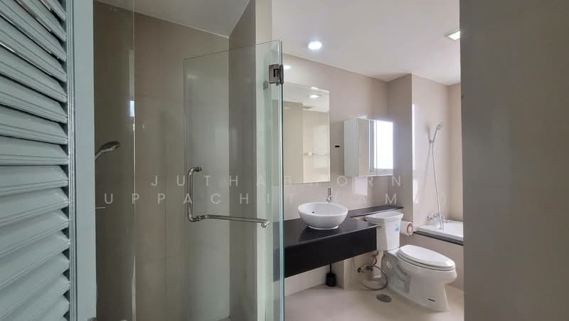 Nusasiri Grand, Bangkok, Soi Sukhumvit 42, Phra Kanong, Khlong Toei, Bangkok, 3 Bedrooms, 200 sqm, Condo For Rent, by Juthabhorn Uppachit (Amy), 500043287 - DDproperty.com