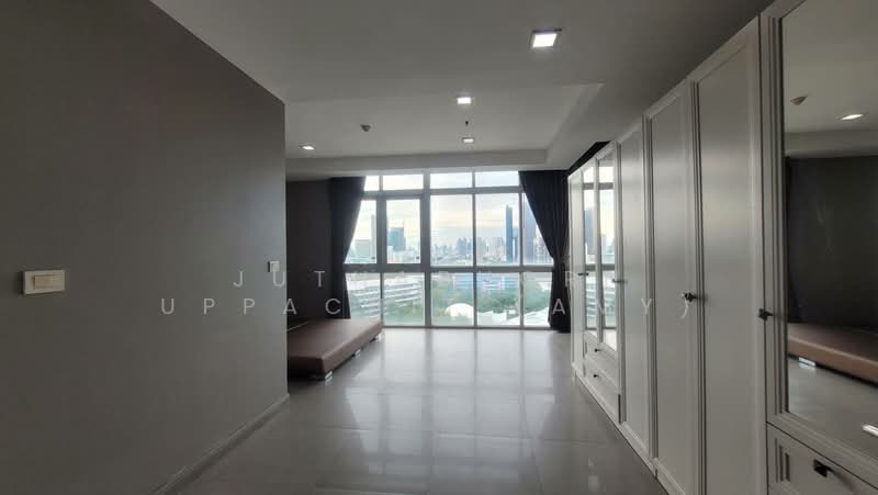 Nusasiri Grand, Bangkok, Soi Sukhumvit 42, Phra Kanong, Khlong Toei, Bangkok, 3 Bedrooms, 200 sqm, Condo For Rent, by Juthabhorn Uppachit (Amy), 500043287 - DDproperty.com