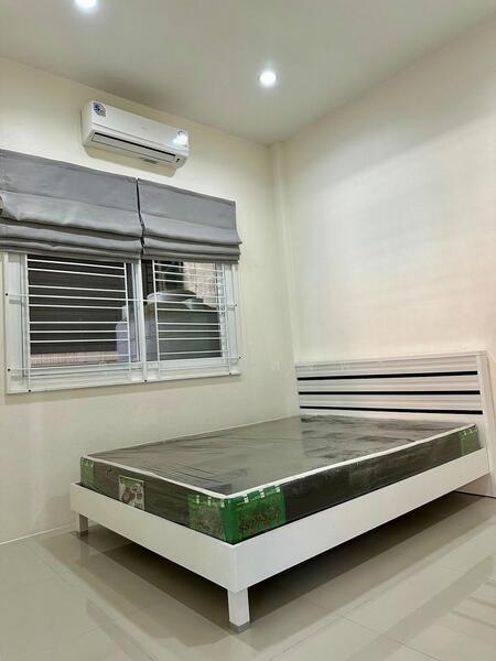 ให้เช่า - ให้เช่าทาวน์โฮมหลังมุม ม.เซนสิริ อ่าวอุดม แหลมฉบัง ศรีราชา, ชลบุรี