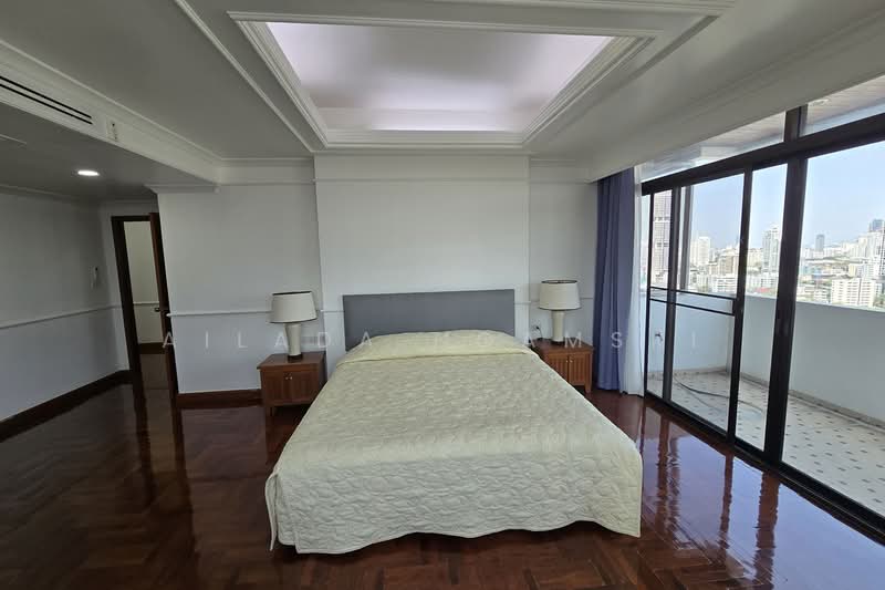 Ruamsuk Condominium, Bangkok, 12 Soi Athakravi, Khong Tan, Khlong Toei, Bangkok, 3 Bedrooms, 350 sqm, Condo For Rent, by Ailada Ngamsri, 500043420 - DDproperty.com