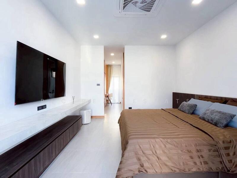 Modern Luxury 3-Bedroom Pool Villa for Sale – Mabprachan, Chon Buri (Pattaya), Nong Pru, Bang Lamung (Pattaya), Chon Buri (Pattaya), 3 Bedrooms, 310 sqm, Single Detached House For Sale, by PLC Real Estate, 500043735 - DDproperty.com