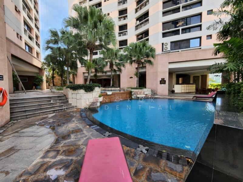 President Park Sukhumvit 24, Bangkok, 99 Sukhumvit 24 Alley, Khlongtoei Nua, Watthana, Bangkok, 3 Bedrooms, 223 sqm, Condo For Rent, by Bangkok Residential, 500043747 - DDproperty.com