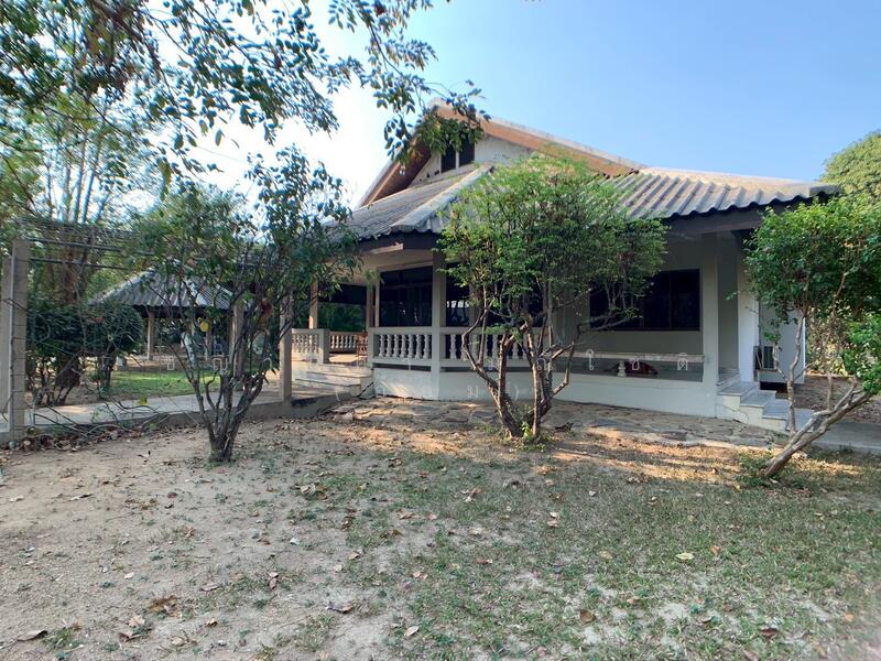 ขาย - ขายที่ดินพร้อมบ้านสวนหลังใหญ่สไตล์รีสอร์ท บนเนื้อที่ 3 ไร่ 3 งาน 51 ตร.วา ต.ไก่เส่า อ.หนองแซง, สระบุรี