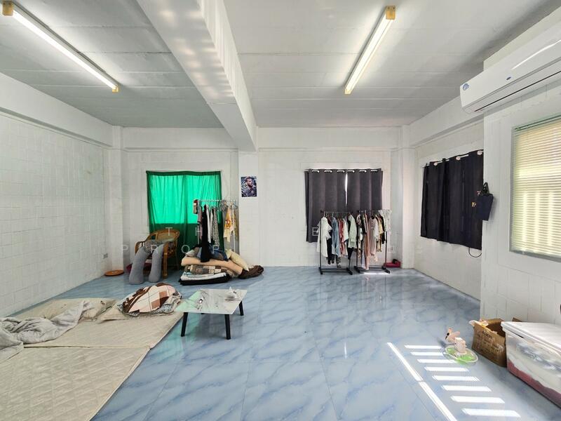 ขาย - โกดังพร้อมที่ดินลาดหลุมแก้ว ปทุมธานี, ปทุมธานี