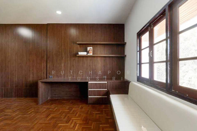 ให้เช่า - ทาวน์เฮ้าส์ให้เช่าเดือนละ 40,000 บาท ใกล้ศูนย์ราชการจังหวัดเชียงใหม่เพียง 5 นาที No.10H220, เชียงใหม่