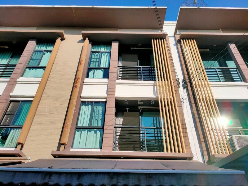 ขาย - (Baan Klang Muang Kalapapruek), กรุงเทพ