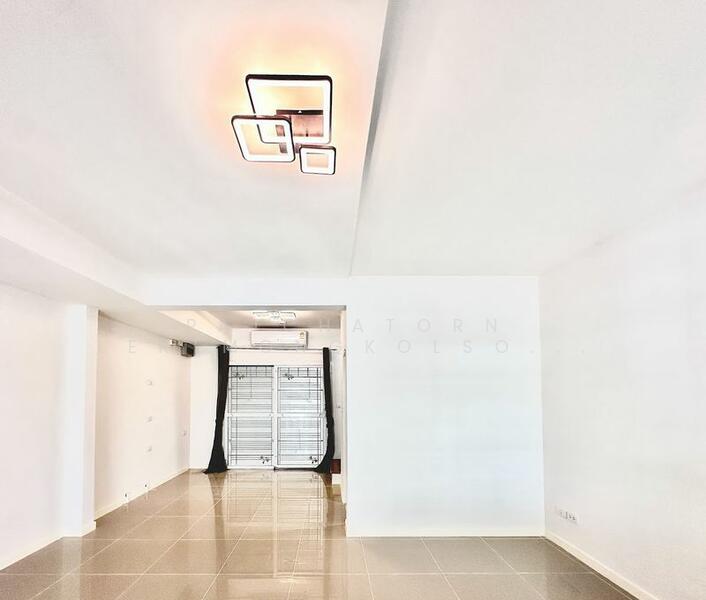 For Sale - Villaggio Bangna, Samut Prakan