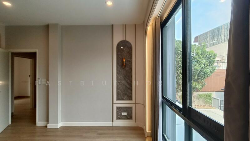 ขาย - Ninya Kallapaphruek : นินญา กัลปพฤกษ์, กรุงเทพ