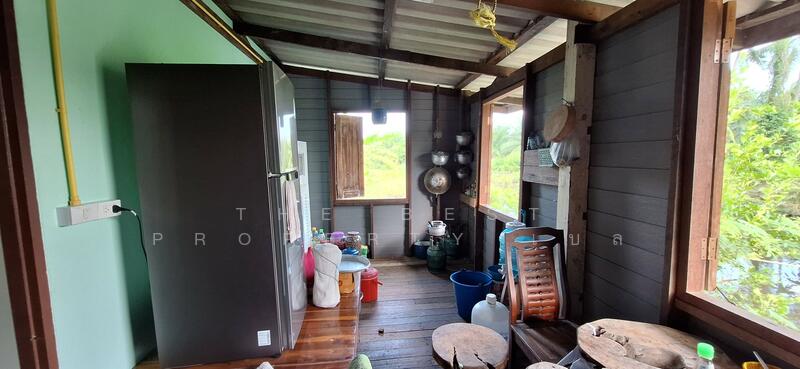 For Sale - บ้านเดี่ยวพร้อมที่ดินบางจาก นครศรีธรรมราช, Nakhon Si Thammarat