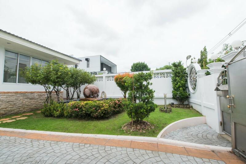 House area rama 9, Bangkok, Hua Mak, Bang Kapi, Bangkok, 5 Bedrooms, 1 sqm, Single Detached House For Sale, by Eastblue Horizon, 500044360 - DDproperty.com