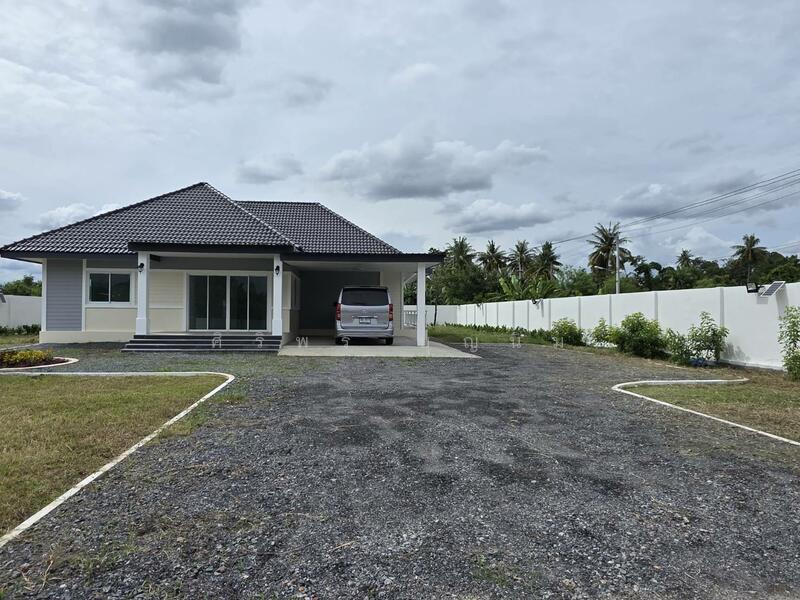 ขาย - ขายบ้านเดี่ยวบ้านโป่ง ต.ท่าผา จ.ราชบุรี ติดกับโรงงานSCGบ้านโป่ง บ้านเดี่ยวชั้นเดียวหลังใหญ่, ราชบุรี