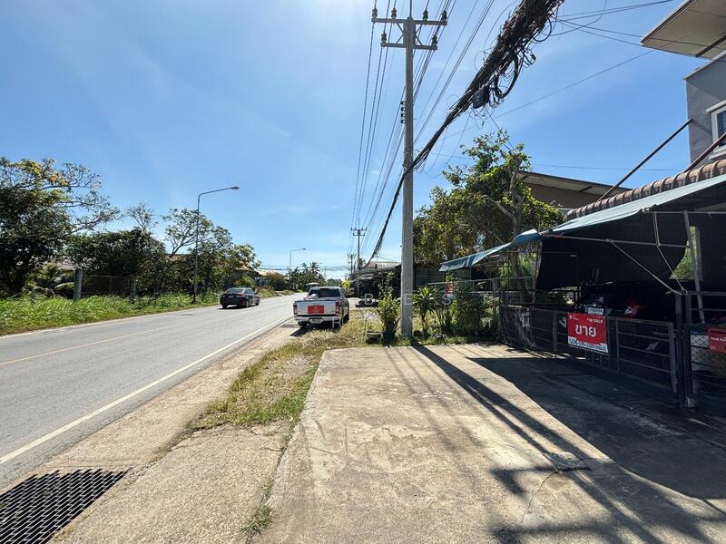 ขาย - ที่ดินพร้อมสิ่งปลูกสร้างเกาะขวาง จันทบุรี, จันทบุรี