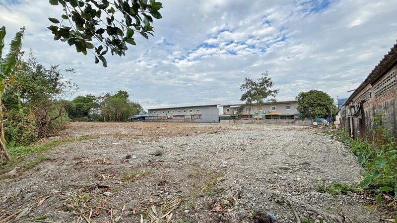 ขาย - ที่ดินพร้อมสิ่งปลูกสร้างเกาะขวาง จันทบุรี, จันทบุรี