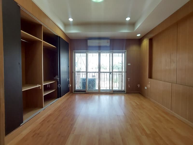 ทาวน์เฮ้าส์ห้วยขวาง กรุงเทพมหานคร, Bangkok, Samsen Nok, Huai Khwang, Bangkok, 2 Bedrooms, 170 sqm, Townhouse For Sale, by The Best Property เรย์, 500044790 - DDproperty.com