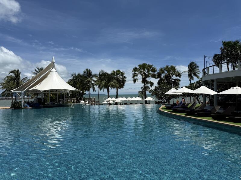 ขาย - Movenpick White Sand Beach Pattaya : โมเวนพิค ไวท์แซนด์บีช พัทยา, ชลบุรี