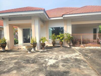 ขาย - ขายบ้านเดี่ยวชั้นเดียวเนื้อที่ 140 ตร.ว, นครราชสีมา