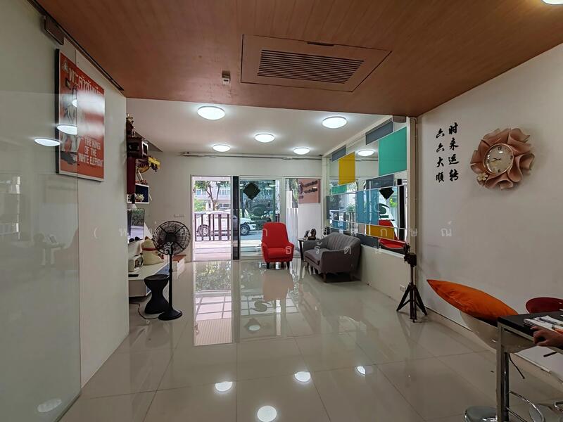 SPACE Ladprao-Mengjai : สเปซ ลาดพร้าว-เหม่งจ๋าย, กรุงเทพ, ถนนประชาอุทิศ (เหม่งจ๋าย), วังทองหลาง, วังทองหลาง, กรุงเทพ, 210 ตร.ม., ทาวน์เฮ้าส์ ขาย, โดย (หนุ่ย) กมลลักษณ์ สัมพันธรัตน์, 500044982 - DDproperty.com