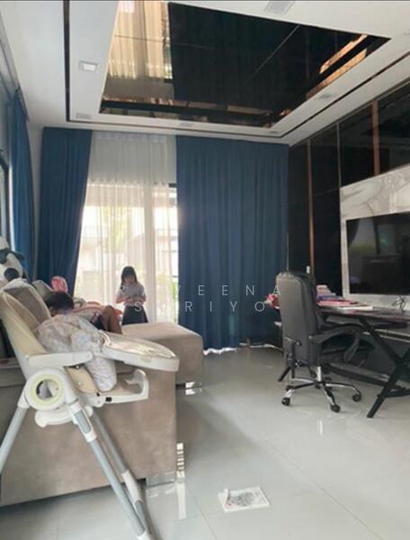 ให้เช่า - Grand Bangkok Boulevard East Rama 9 : แกรนด์ บางกอก บูเลอวาร์ด อีสต์ พระราม 9, กรุงเทพ