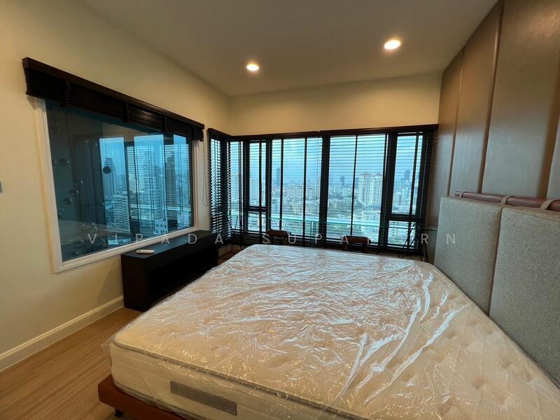 ให้เช่า - The Crest Sukhumvit 34 : เดอะ เครสท์ สุขุมวิท 34, กรุงเทพ