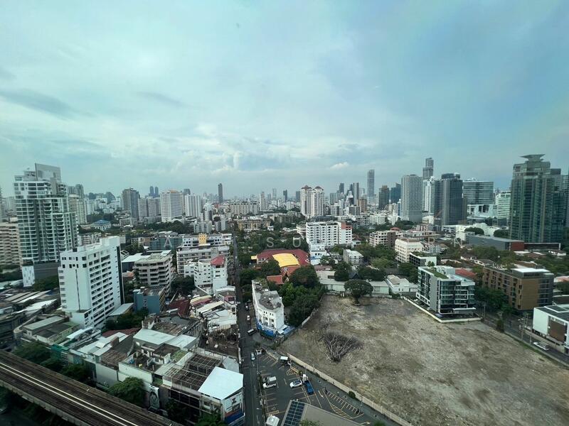 ให้เช่า - The Crest Sukhumvit 34 : เดอะ เครสท์ สุขุมวิท 34, กรุงเทพ