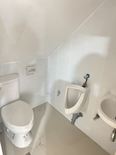 ตึกเเถวเพรชบุรี, Bangkok, เพรชบุรี, Bang Kapi, Huai Khwang, Bangkok, , 150 sqm, Shophouse For Sale, by Super B Estate Co., Ltd, 500045903 - DDproperty.com