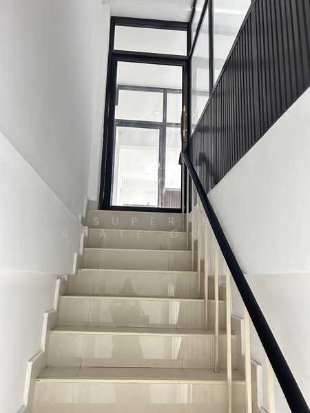 ตึกเเถวเพรชบุรี, Bangkok, เพรชบุรี, Bang Kapi, Huai Khwang, Bangkok, , 150 sqm, Shophouse For Sale, by Super B Estate Co., Ltd, 500045903 - DDproperty.com