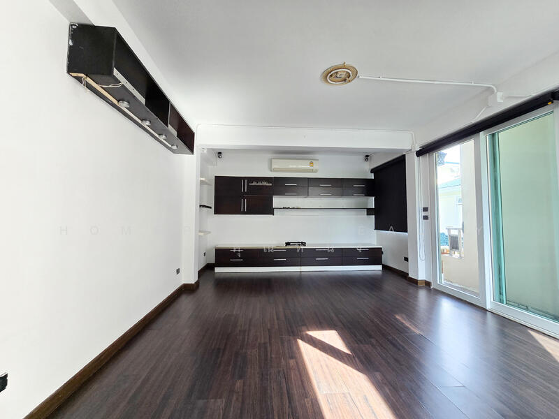 บ้านเดี่ยวหมู่บ้านโกลเด้นล้านนา ซอยรามคำแหง92 (รีโนเวทใหม่), กรุงเทพ, สะพานสูง, สะพานสูง, กรุงเทพ, 286 ตร.ม., บ้านเดี่ยว ขาย, โดย HOMEPLUS REALTY - คุณหนึ่ง, 500046247 - DDproperty.com