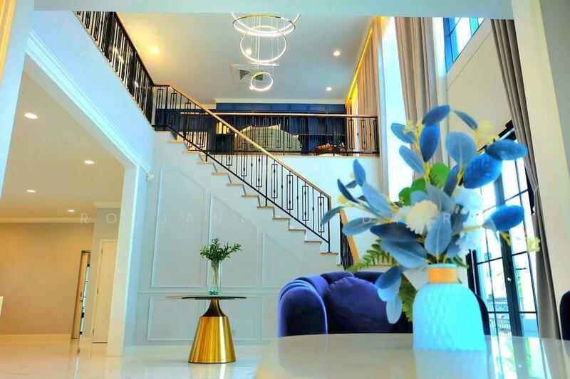 ขาย - บ้าน 5-ห้องนอน, กรุงเทพ