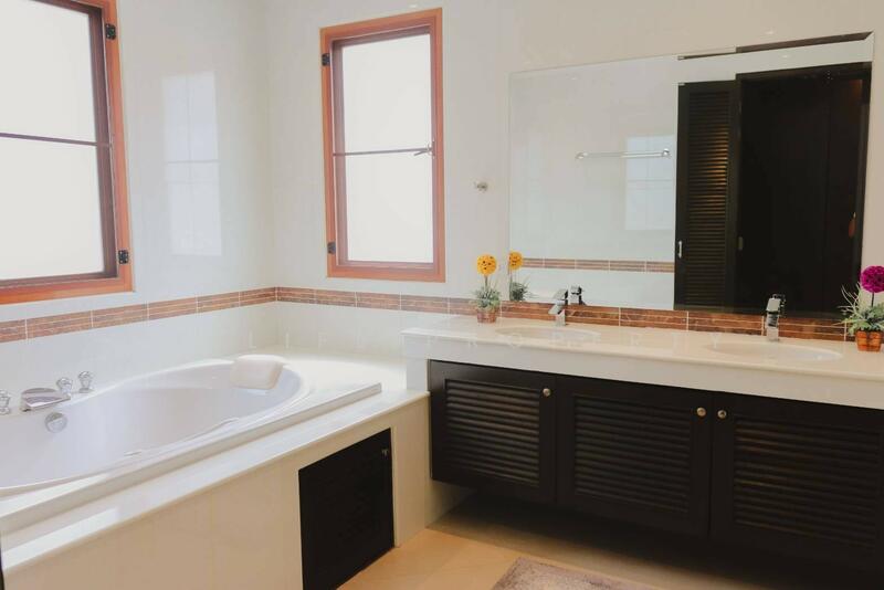 2R0983 Pool villa for rent 4 bedroom 4 bathroom 180,000/month at cherngtalay have fully furnished, Phuket, Choeng Thale, Thalang, Phuket, 4 Bedrooms, 350 sqm, Villa For Rent, by PK LIFE Property, 500046639 - DDproperty.com