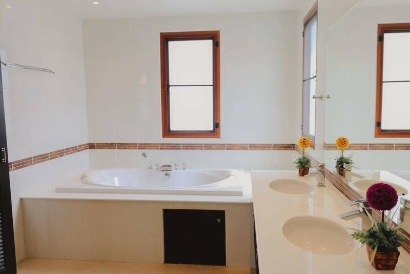 2R0983 Pool villa for rent 4 bedroom 4 bathroom 180,000/month at cherngtalay have fully furnished, Phuket, Choeng Thale, Thalang, Phuket, 4 Bedrooms, 350 sqm, Villa For Rent, by PK LIFE Property, 500046639 - DDproperty.com