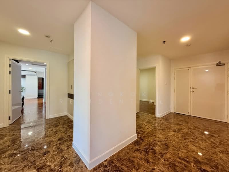 Fifty Fifth Tower, Bangkok, 84 Soi Sukhumvit 55, Sukhumvit Road, Khlong Tan Nua, Watthana, Bangkok, 3 Bedrooms, 275 sqm, Condo For Rent, by Bangkok Residential, 500046683 - DDproperty.com