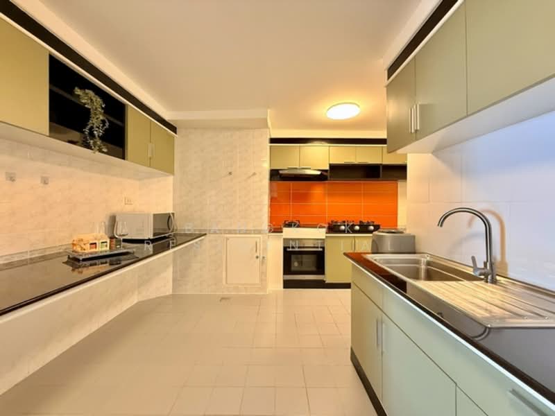 Fifty Fifth Tower, Bangkok, 84 Soi Sukhumvit 55, Sukhumvit Road, Khlong Tan Nua, Watthana, Bangkok, 3 Bedrooms, 275 sqm, Condo For Rent, by Bangkok Residential, 500046683 - DDproperty.com