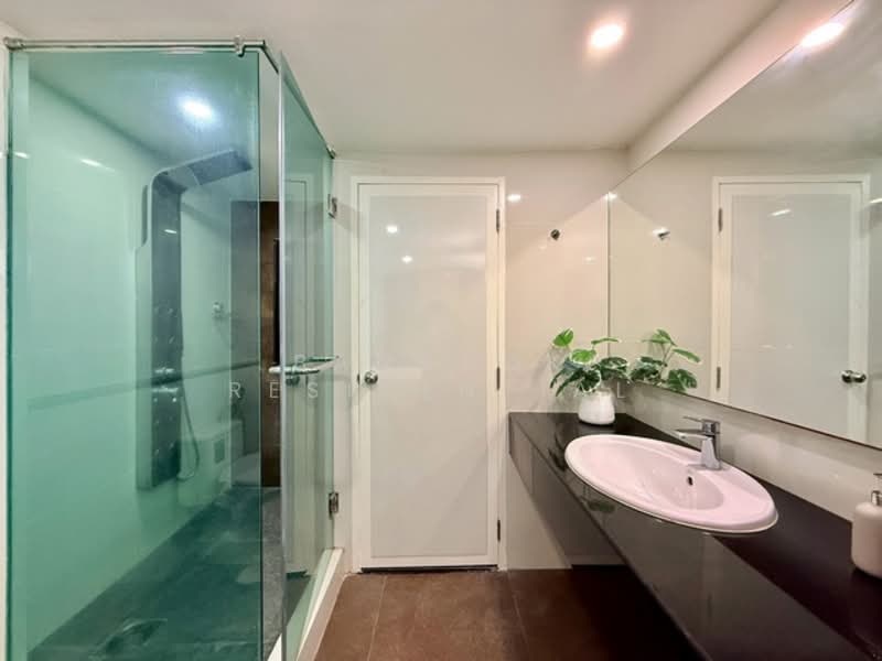 Fifty Fifth Tower, Bangkok, 84 Soi Sukhumvit 55, Sukhumvit Road, Khlong Tan Nua, Watthana, Bangkok, 3 Bedrooms, 275 sqm, Condo For Rent, by Bangkok Residential, 500046683 - DDproperty.com