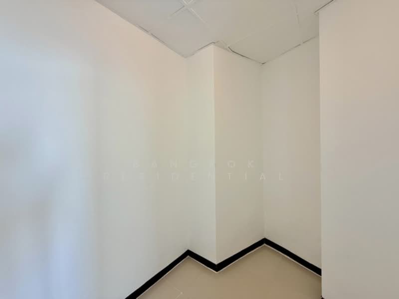 Fifty Fifth Tower, Bangkok, 84 Soi Sukhumvit 55, Sukhumvit Road, Khlong Tan Nua, Watthana, Bangkok, 3 Bedrooms, 275 sqm, Condo For Rent, by Bangkok Residential, 500046683 - DDproperty.com