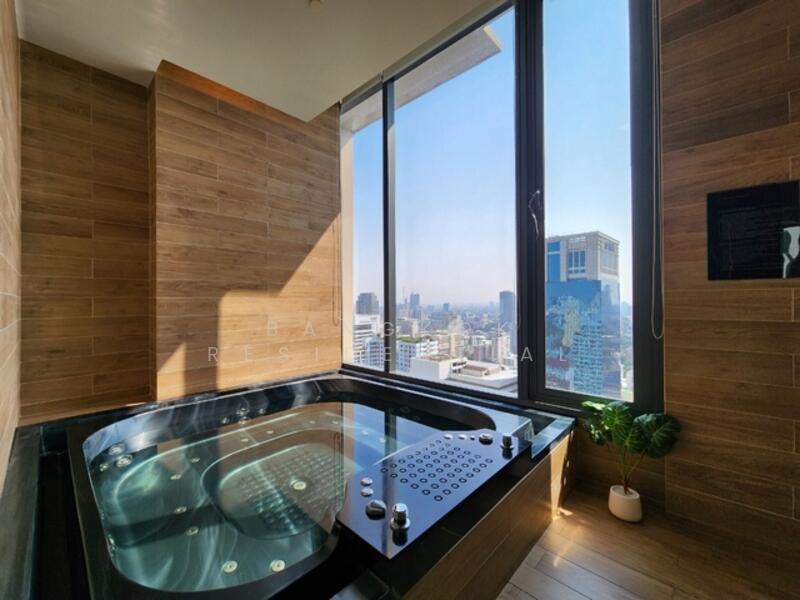 The Esse Asoke, Bangkok, 333 Soi Sukhumvit 21, Sukhumvit Road, Khlongtoei Nua, Watthana, Bangkok, 2 Bedrooms, 57 sqm, Condo For Rent, by Bangkok Residential, 500046741 - DDproperty.com