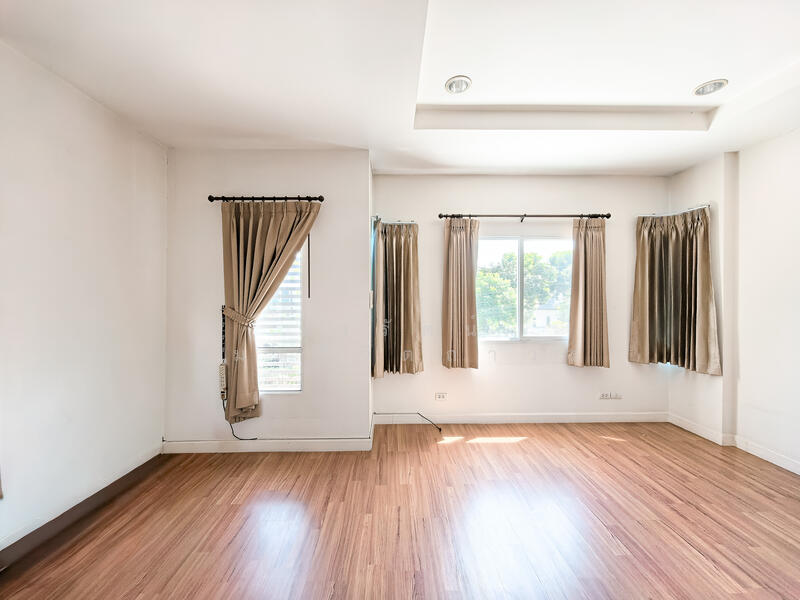 ขาย - Setthasiri Wongwaen-Ramindra : เศรษฐสิริ วงแหวน-รามอินทรา, กรุงเทพ