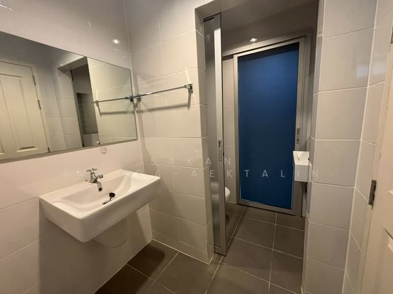 Aspire Rama 9, Bangkok, Soi Rama 9, Rama 9 Road, Huai Khwang, Huai Khwang, Bangkok, 2 Bedrooms, 49 sqm, Condo For Rent, by Sakan Akkara-aektalin, 500047484 - DDproperty.com