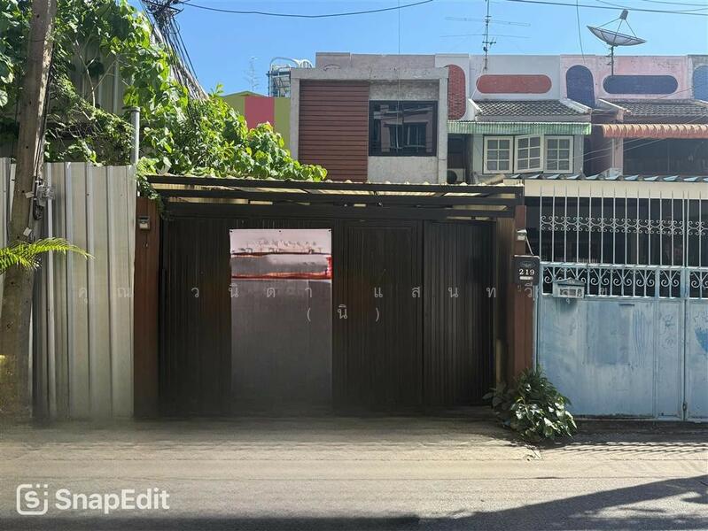 For Sale - ทาวน์เฮ้าส์ 2 ชั้น 28 ตร.ว. ทาวน์เฮ้าส์ ซอยรัชดาภิเษก13, Bangkok