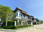 VENUE ID Petchkasem 81 : เวนิว ไอดี เพชรเกษม 81, กรุงเทพ