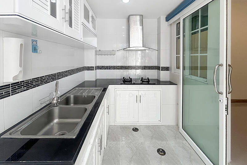 For Sale - Golden Town Rattanathibet-Saima Station, Nonthaburi